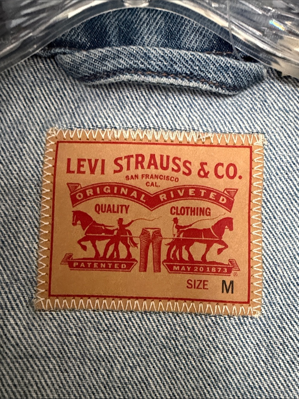 Levi's Medium wash Blue Denim Jean Jacket NWT - Picture 6 of 8